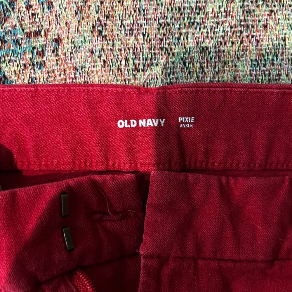 Old Navy Women's Bold Red Ankle Pants - Picture 14 of 14